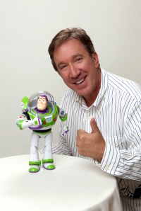 Tim_Allen_Buzz_thumbs_up