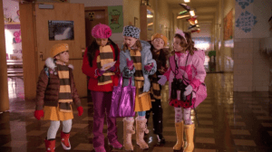 The girls follow the map that Alex left them, although they still refuse to talk to him