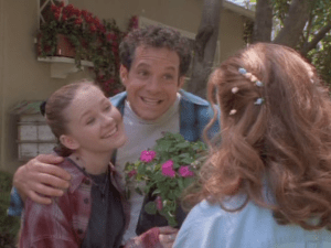 Anna and Buzzy have to beg Anna's mom's permission to let Anna assist Buzzy with this story