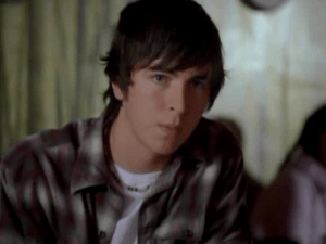 Zeke spots someone getting picked on at the burger joint, and decides to make that the next mission